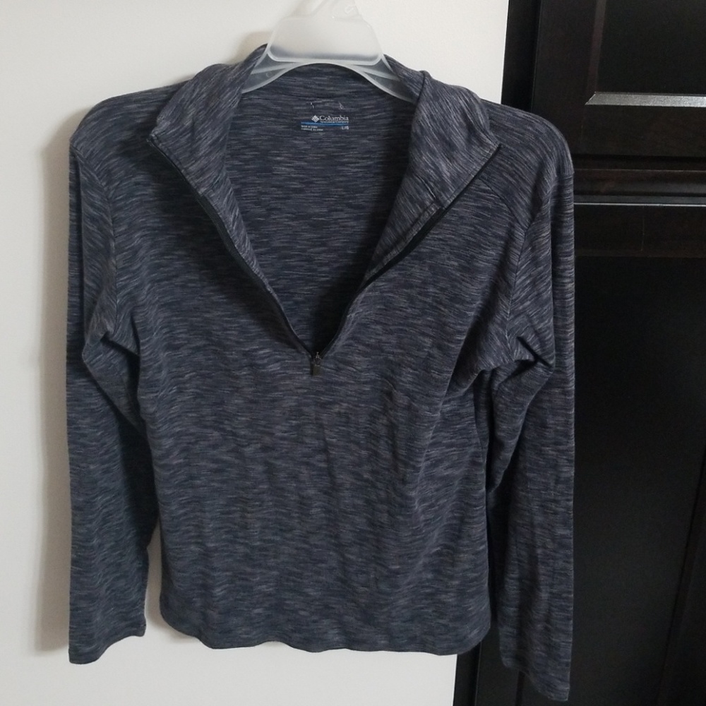 Columbia outerspaced half zipped
